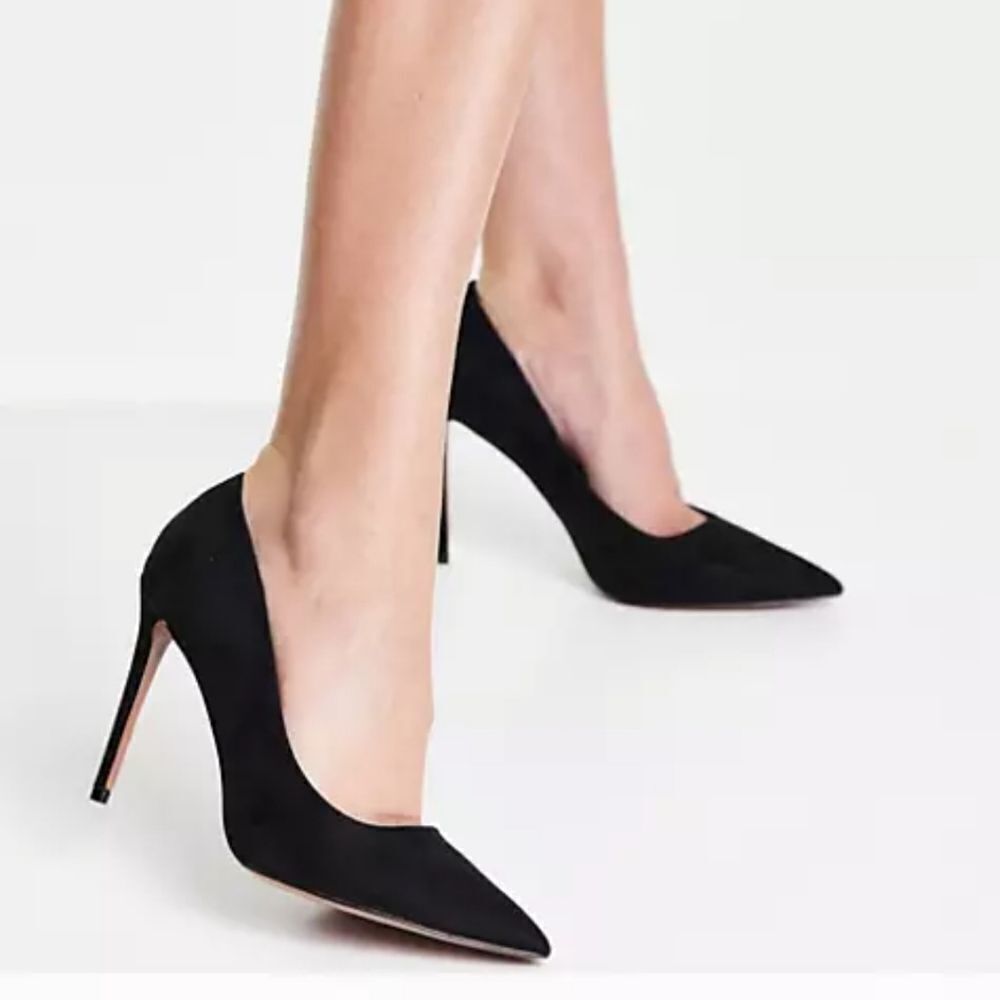 BRAND NEW RUE 21 SUEDE POINTED TOE PUMPS HEEL SHOES